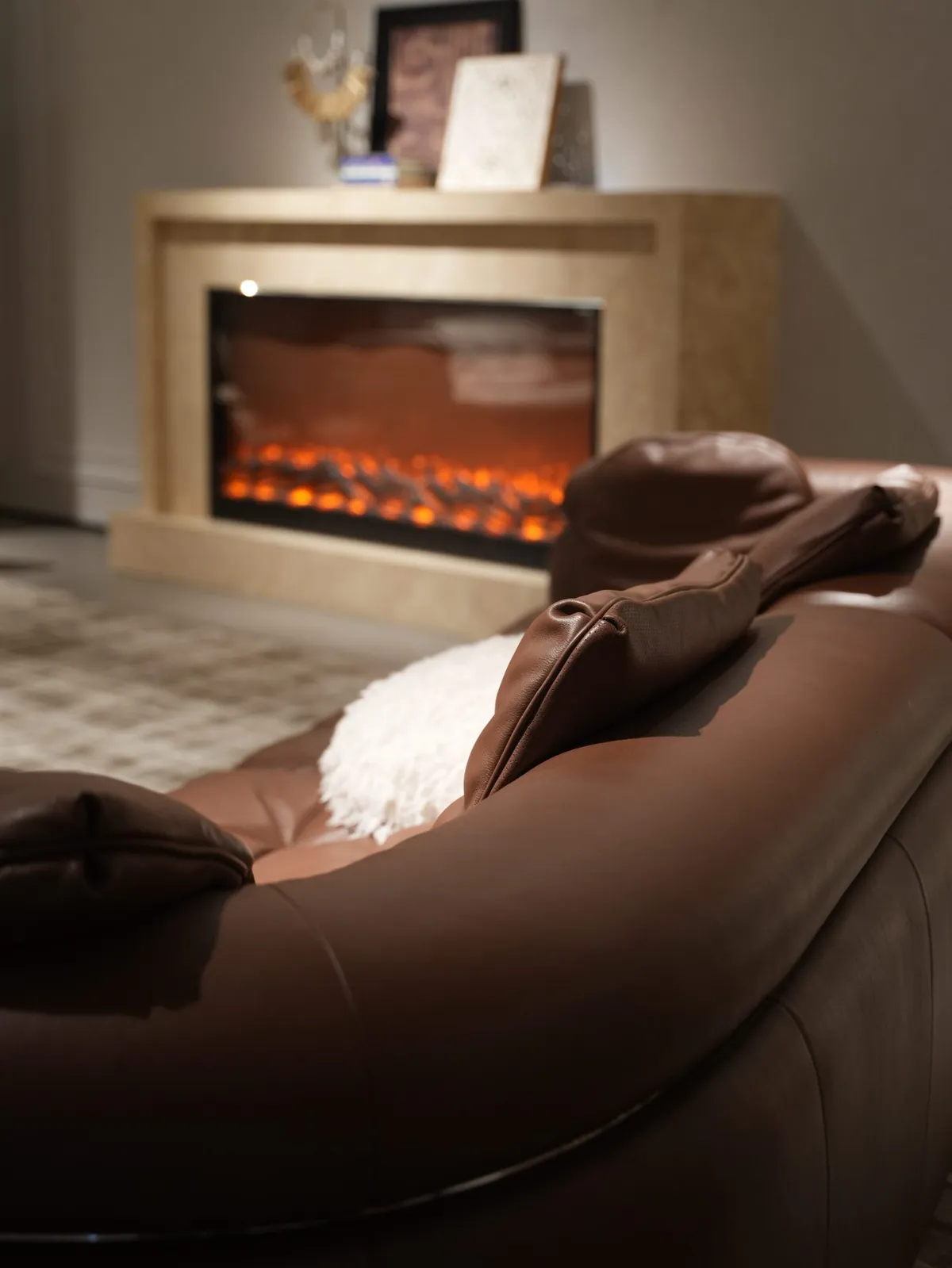 Moonboat Sofa | Mid-Century Warmth for Everyday Grand Living
